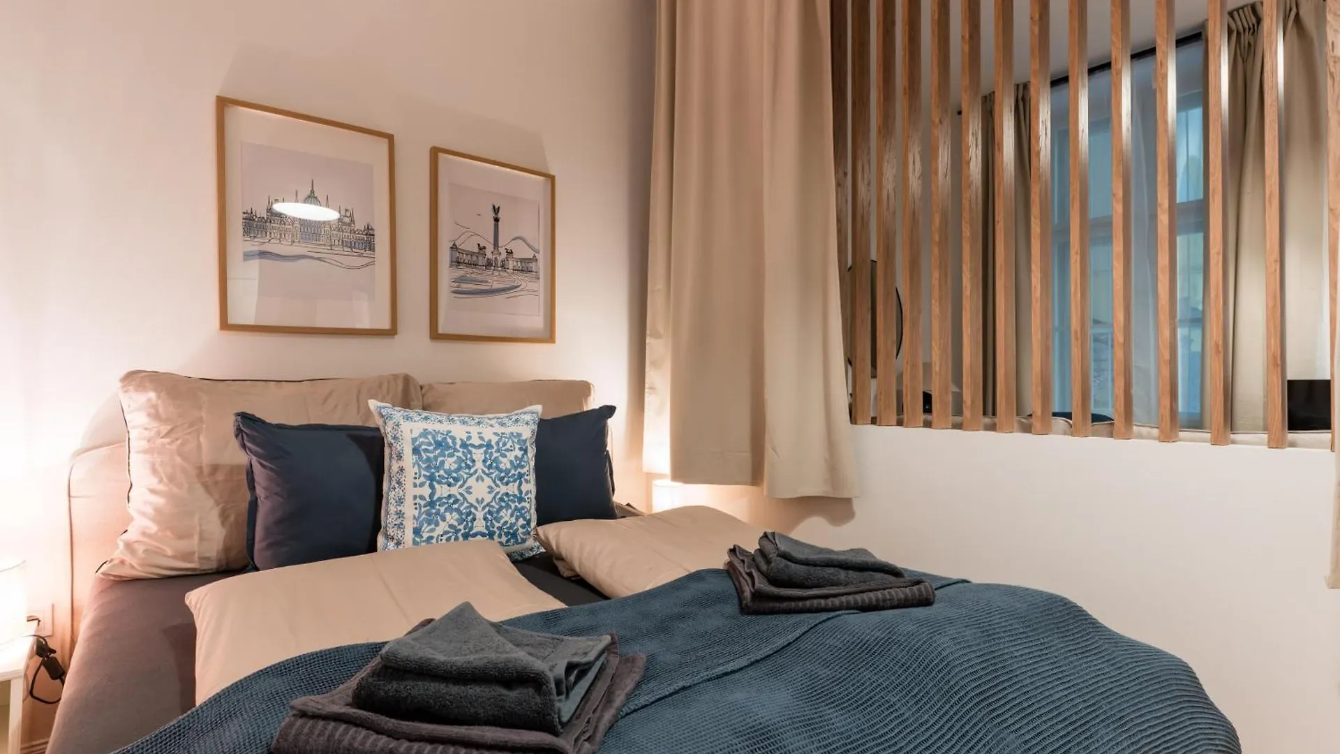 Central Budapest Boutique Blue Gem 0*,  Ungheria