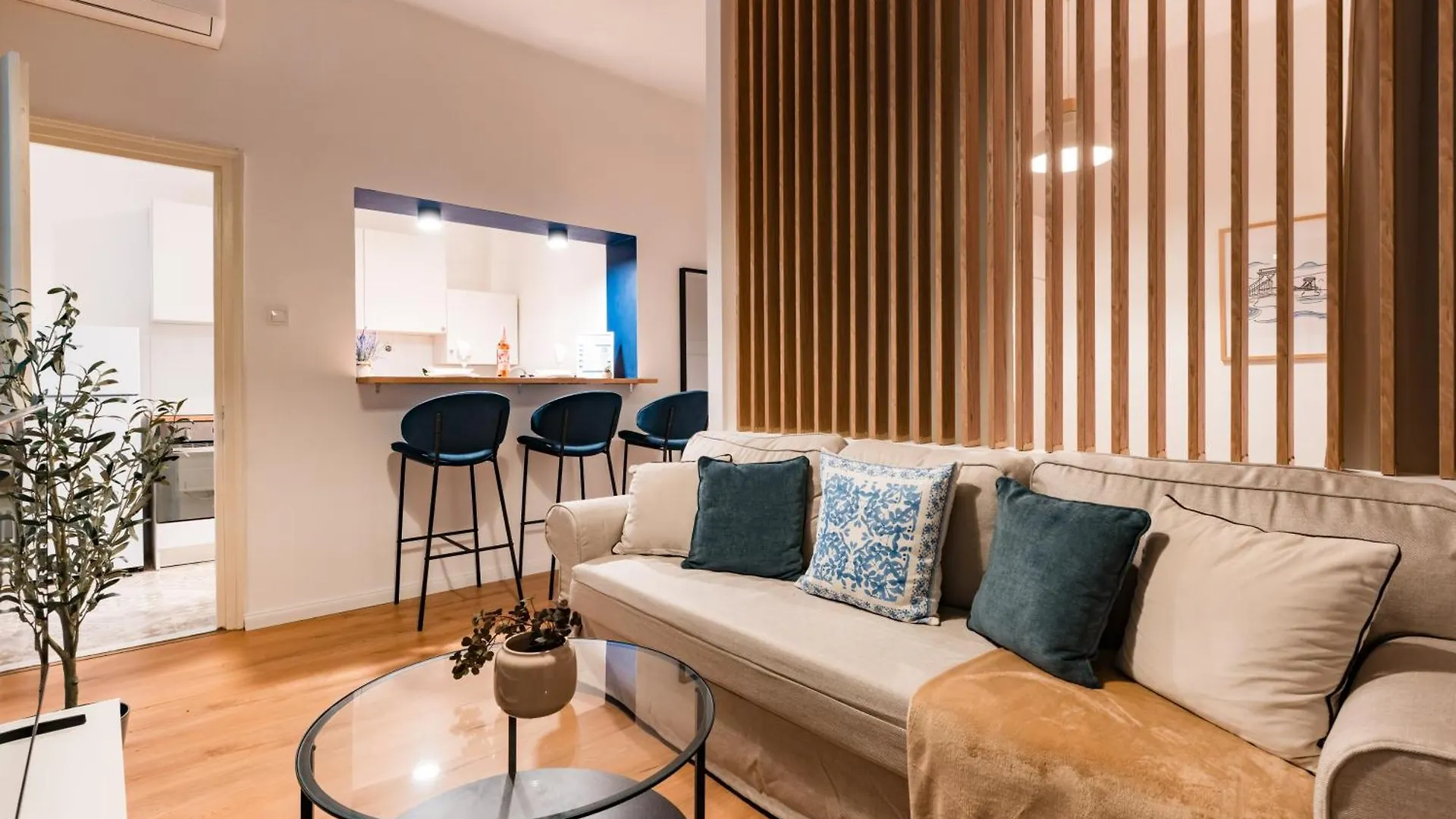 Central Budapest Boutique Blue Gem شقة