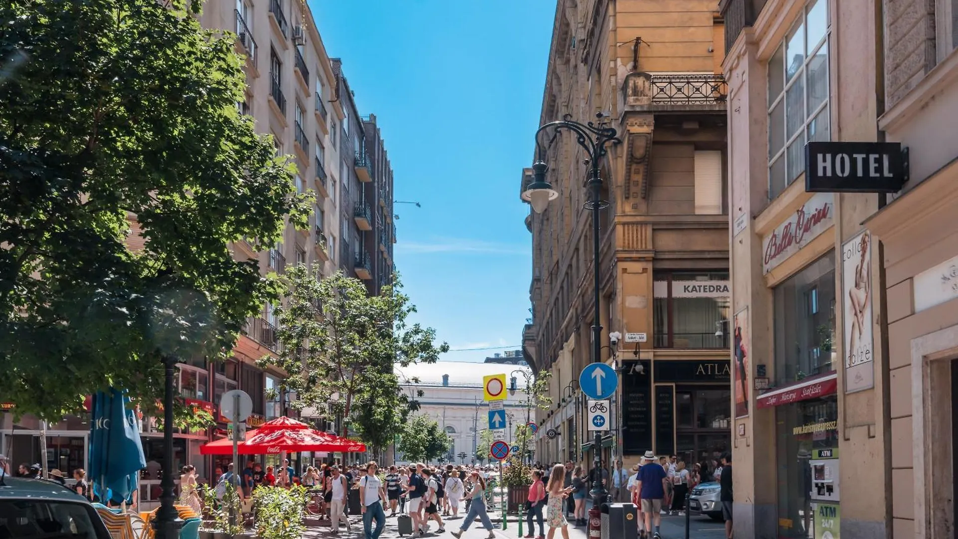 Central Budapest Boutique Blue Gem شقة